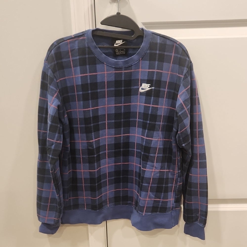 Nike Women's Blue and Pink Crewneck Sweatshirt